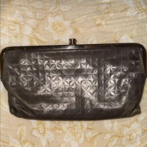 HOBO INTERNATIONAL LAUREN CLUTCH WALLET